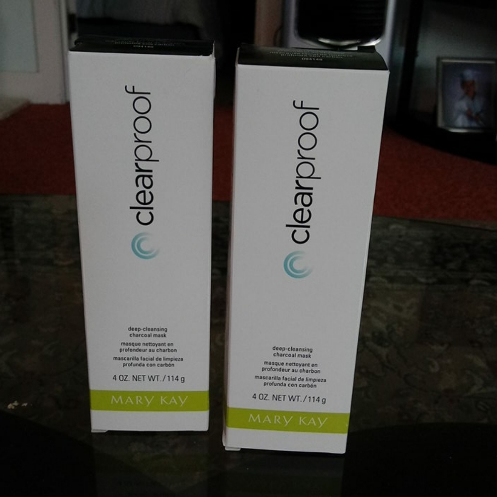 Clearproof deep cleansing charcoal masks, new in b